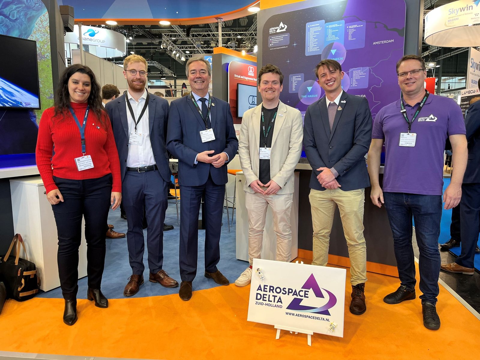 Spherical, Dawn Aerospace, and partner representatives at the Space Tech Expo in Bremen.